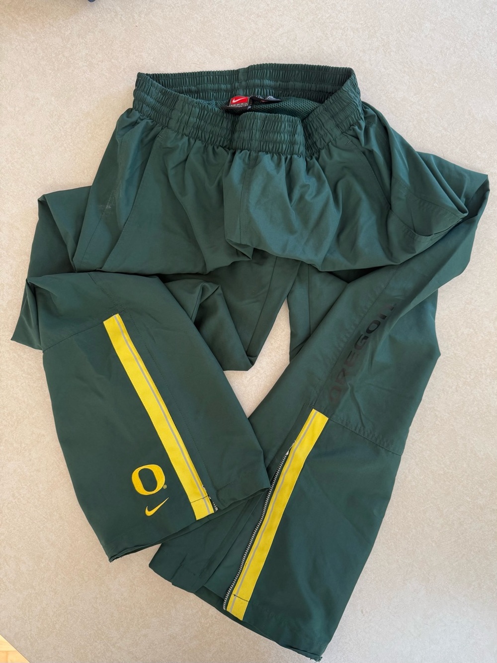 VTG Nike Oregon Green Track Pants with Yellow Accents